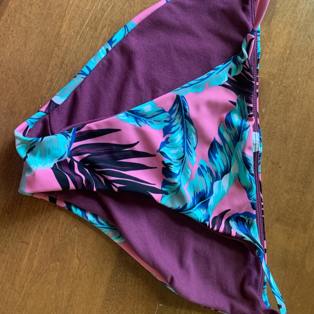 Colorful bikini - Picture 4 of 4
